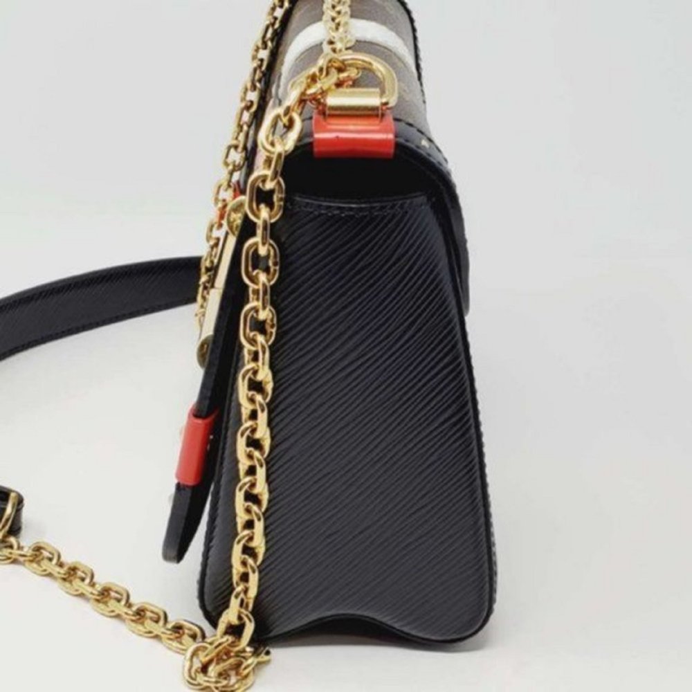 Louis Vuitton Twist MM Monogram Limited EditionBag - Picture 5 of 16